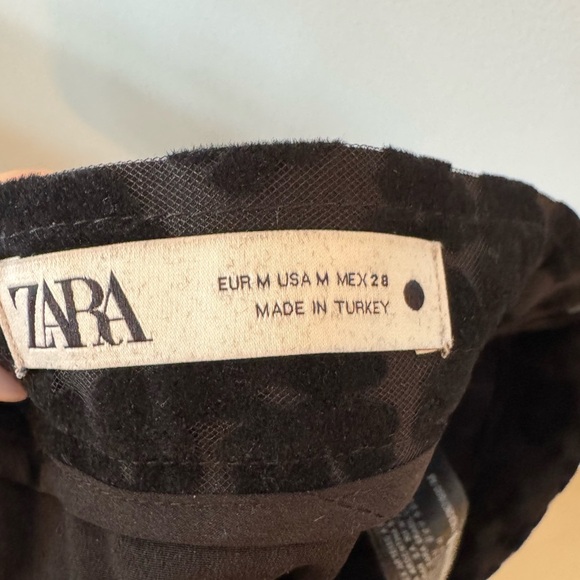 Zara Floral Balloon Skirt – Sheer & Suede Details, Size M - Picture 9 of 16